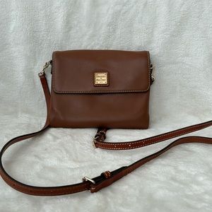 Dooney & Bourke crossbody bag
